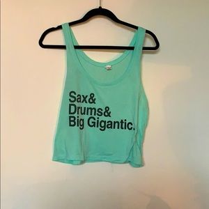 Big gigantic crop top size small